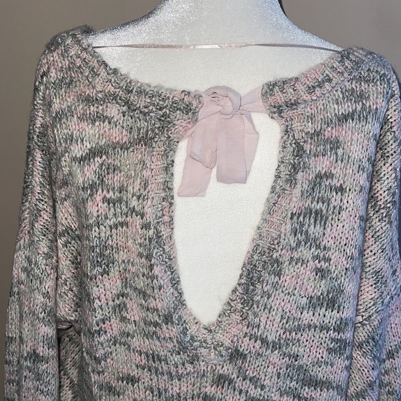 Thyme Maternity Comfy Pink Bow Sweater XL - Picture 9 of 14